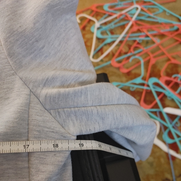 HP! 🎉🎉🎉NWOT Gap Blazer - Picture 8 of 9